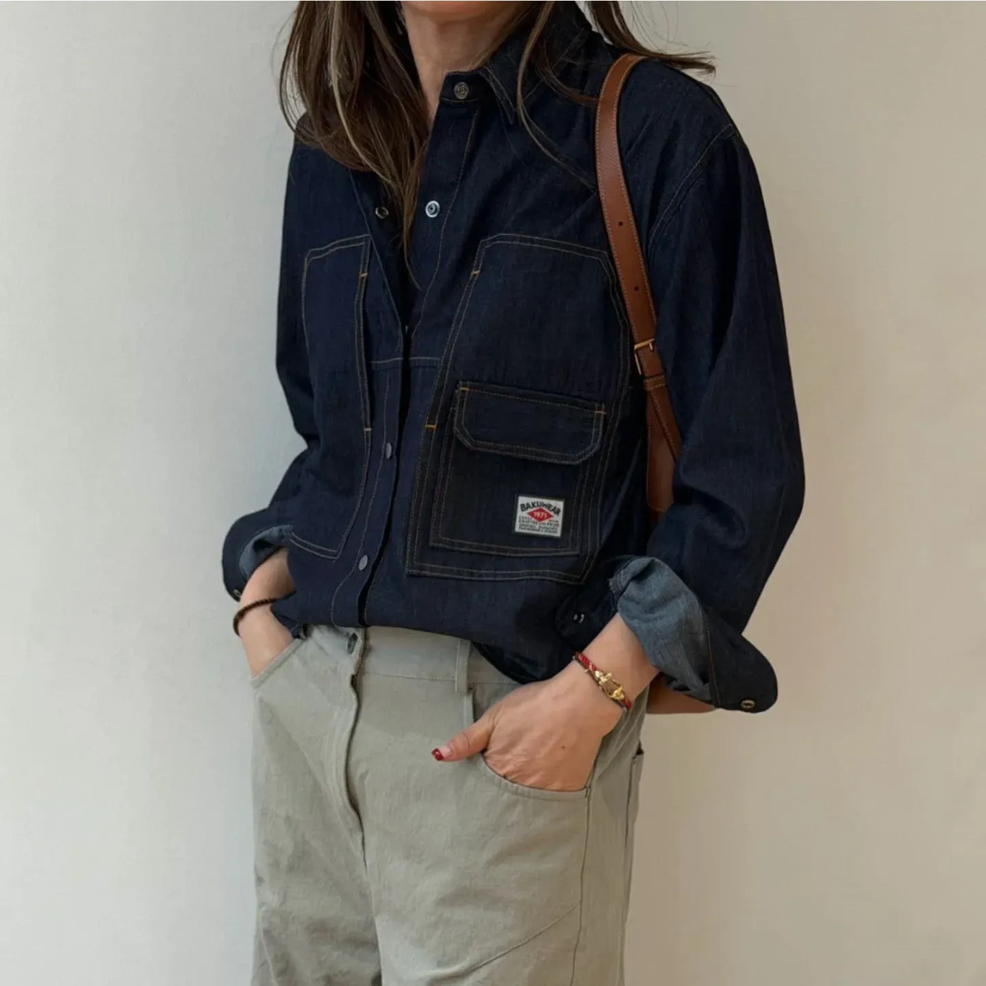 韓 小標牛仔襯衫 2色