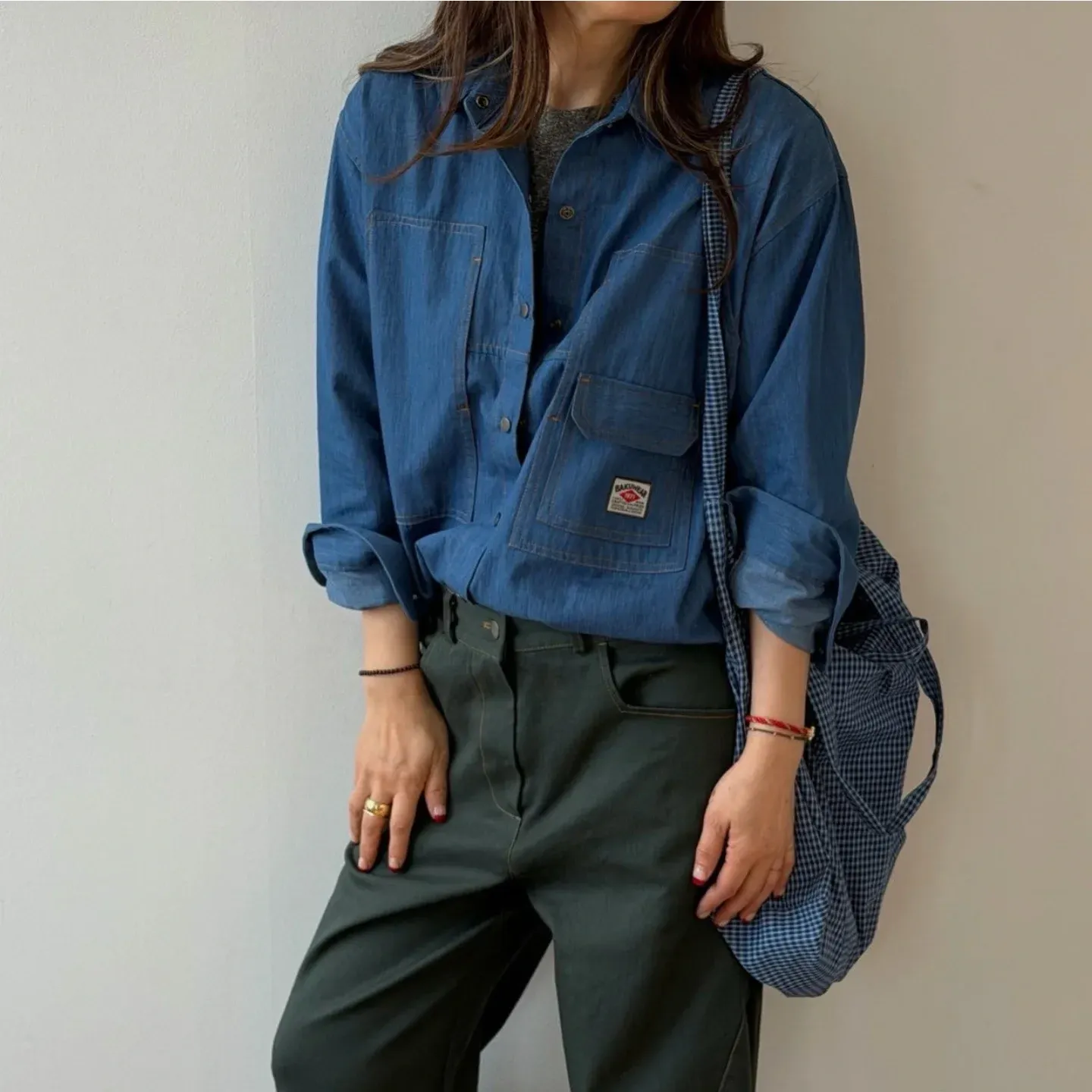 韓 小標牛仔襯衫 2色