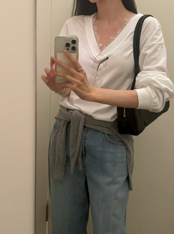 韓 V領織花上衣 3色