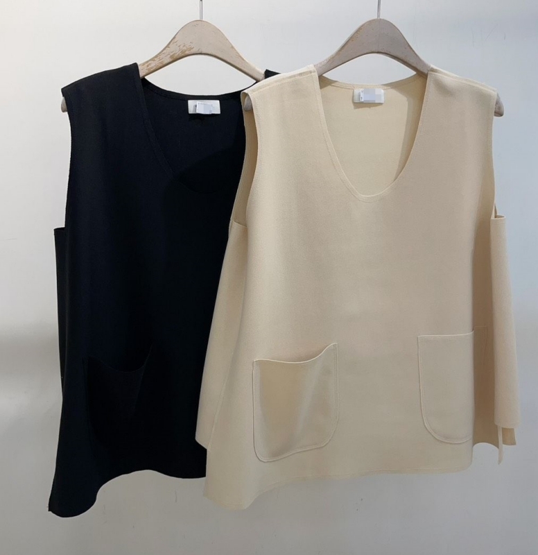韓 側開岔背心 2色 size