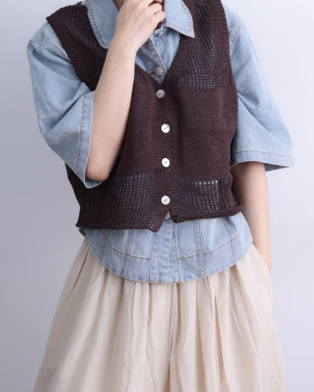 韓 四釦針織背心 4色 size