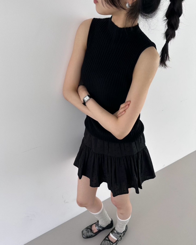 韓 無袖壓紋上衣 3色