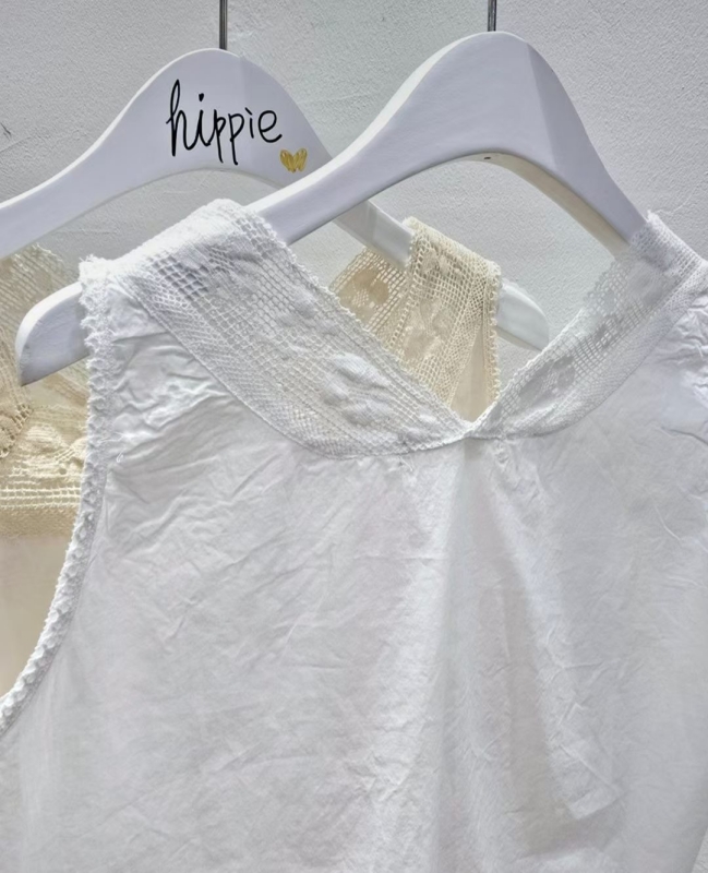 韓 方領織花上衣 2色