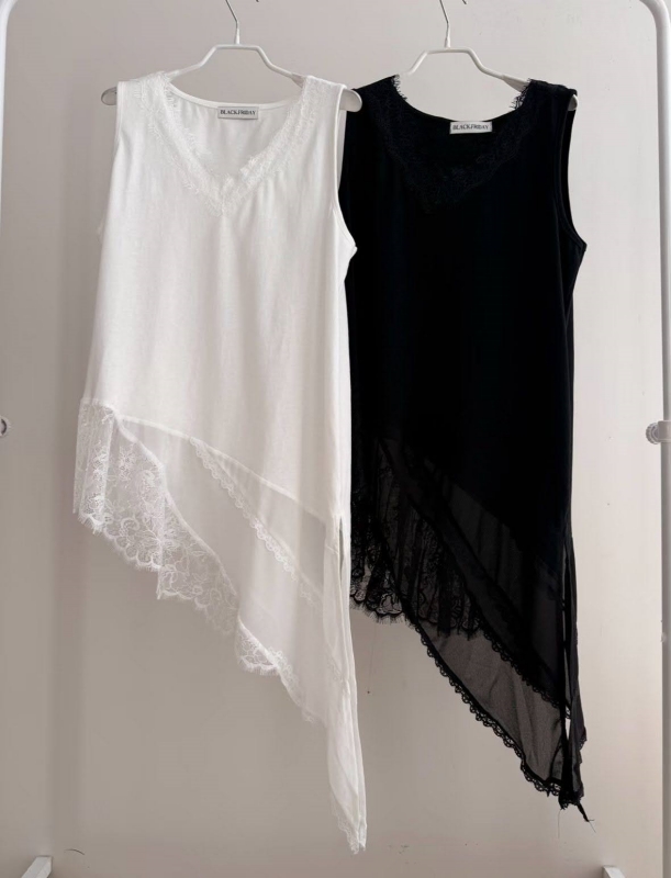 韓 斜一邊蕾絲無袖上衣 2色