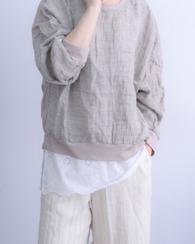 韓 側岔接蕾絲背心 size