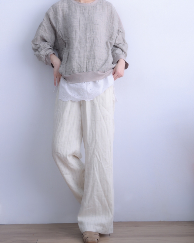 韓 側岔接蕾絲背心 size