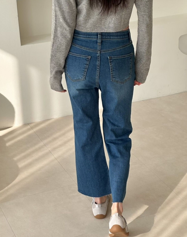 韓 九分牛仔褲 size