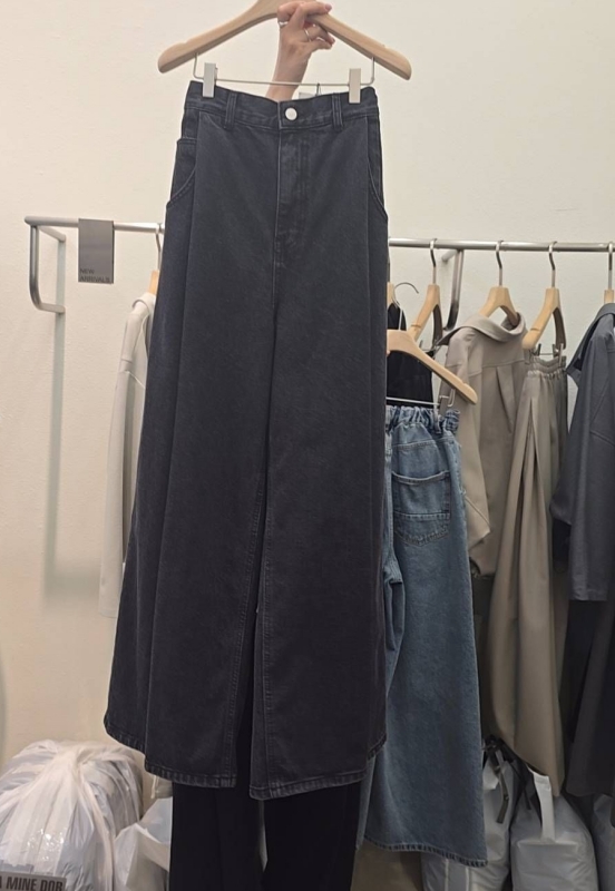 韓 打折牛仔大寬褲 2色 size