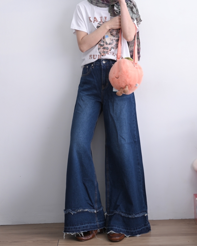 韓 雙層鬚鬚牛仔寬褲 size