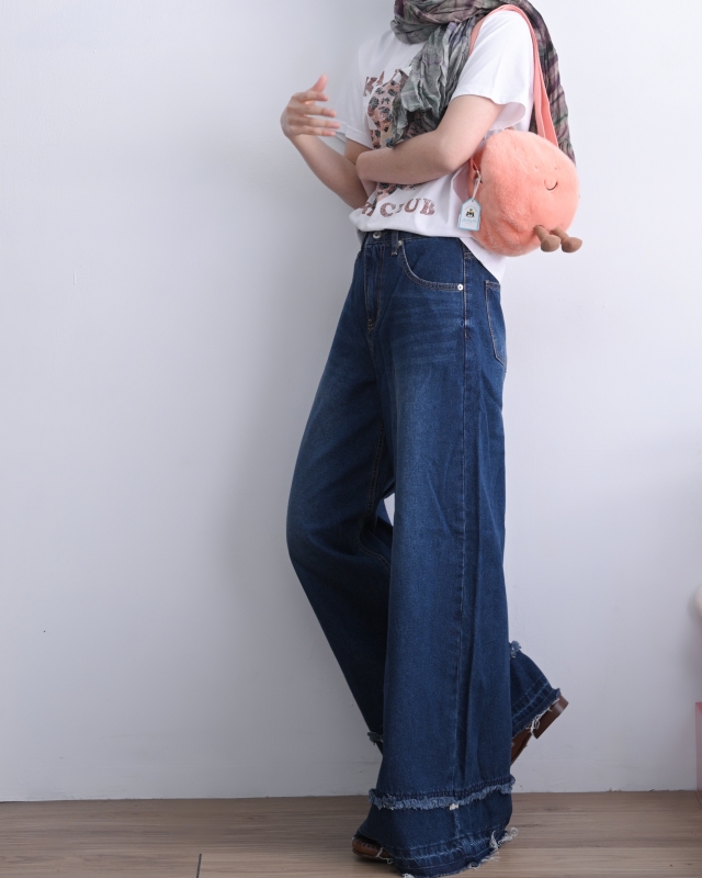 韓 雙層鬚鬚牛仔寬褲 size