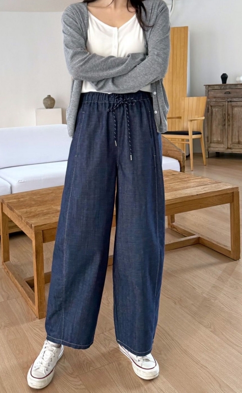 韓 斜前車線深藍小寬褲 size