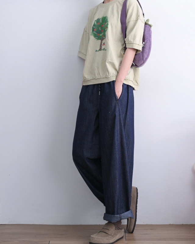 韓 斜前車線深藍小寬褲 size