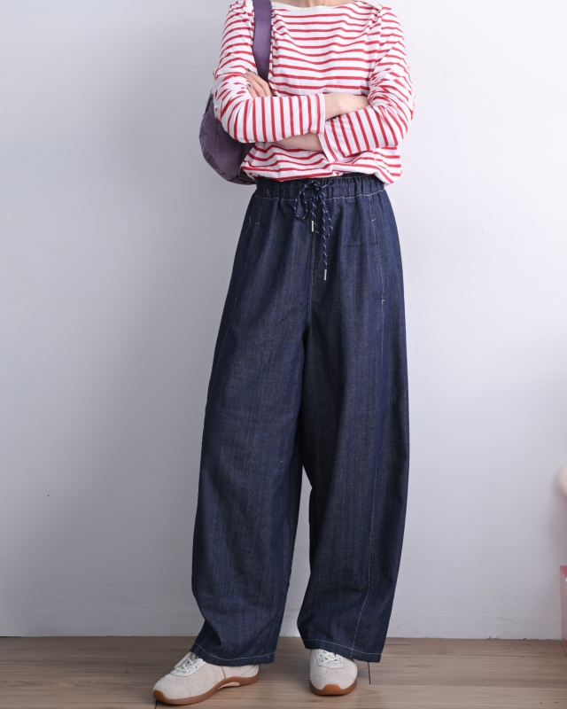 韓 斜前車線深藍小寬褲 size