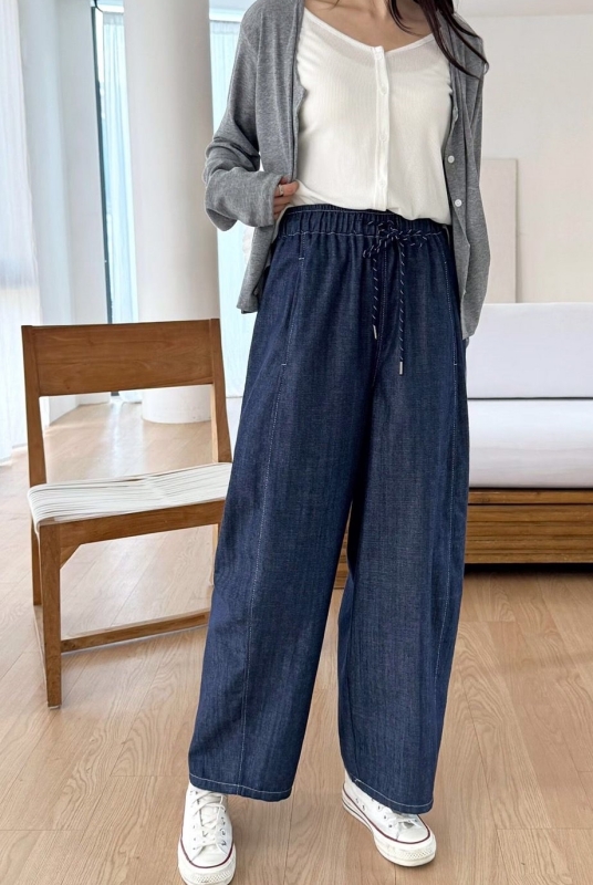 韓 斜前車線深藍小寬褲 size