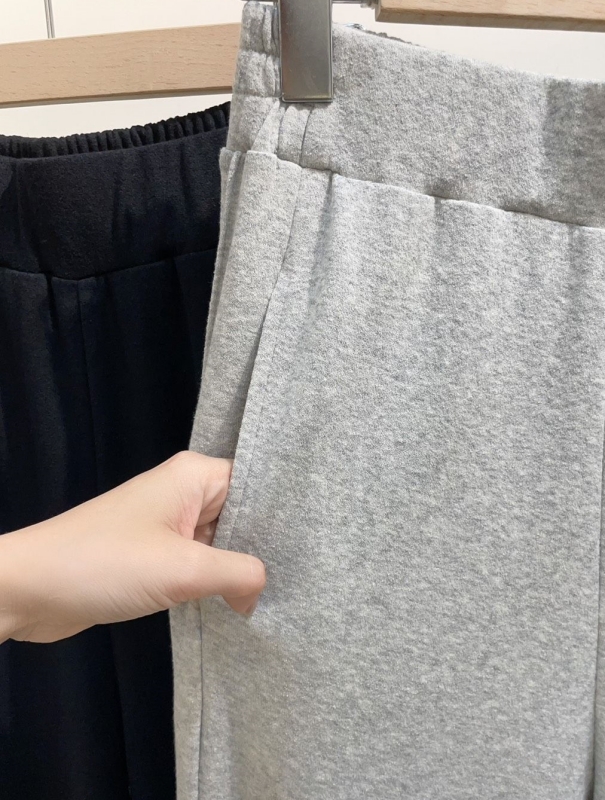 韓 素色腰鬆緊寬褲 2色 size