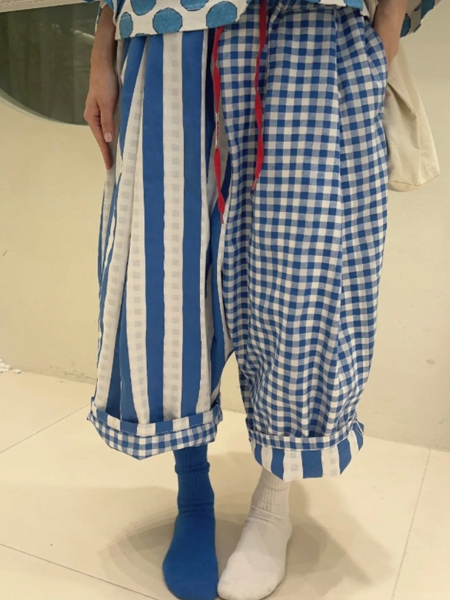 韓 直條格文小寬褲 3色