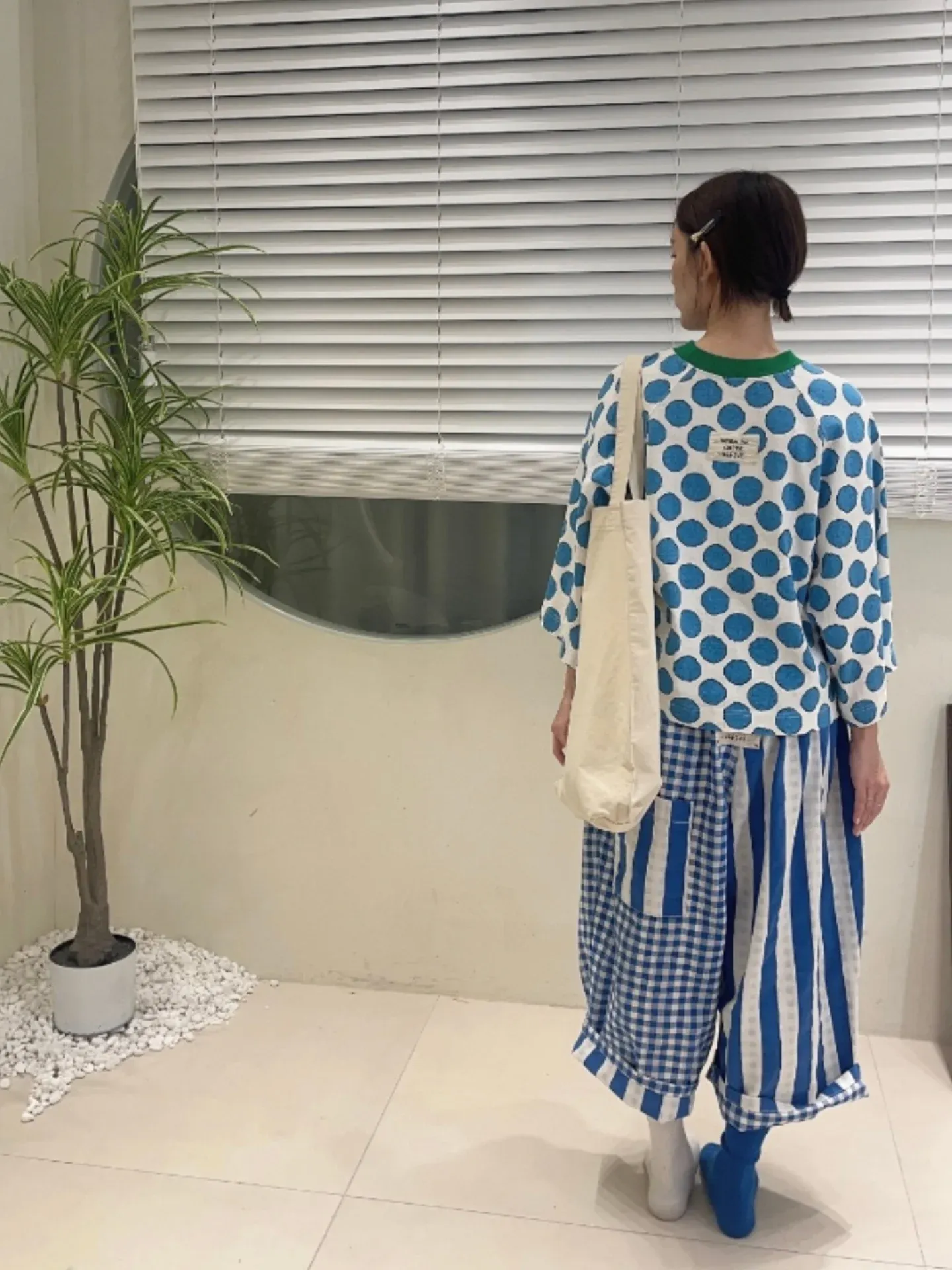 韓 直條格文小寬褲 3色