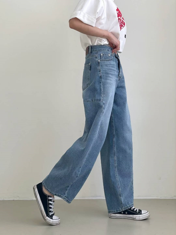 韓 小弧度牛仔寬褲