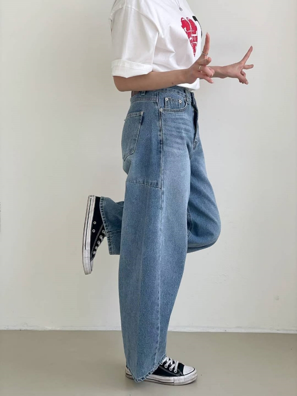 韓 小弧度牛仔寬褲