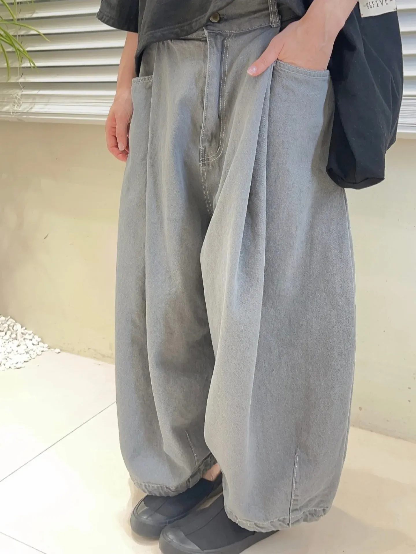 韓 打兩摺牛仔寬褲 2色