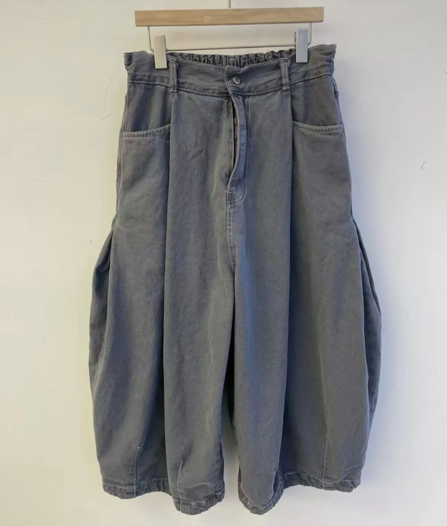 韓 打兩摺牛仔寬褲 2色