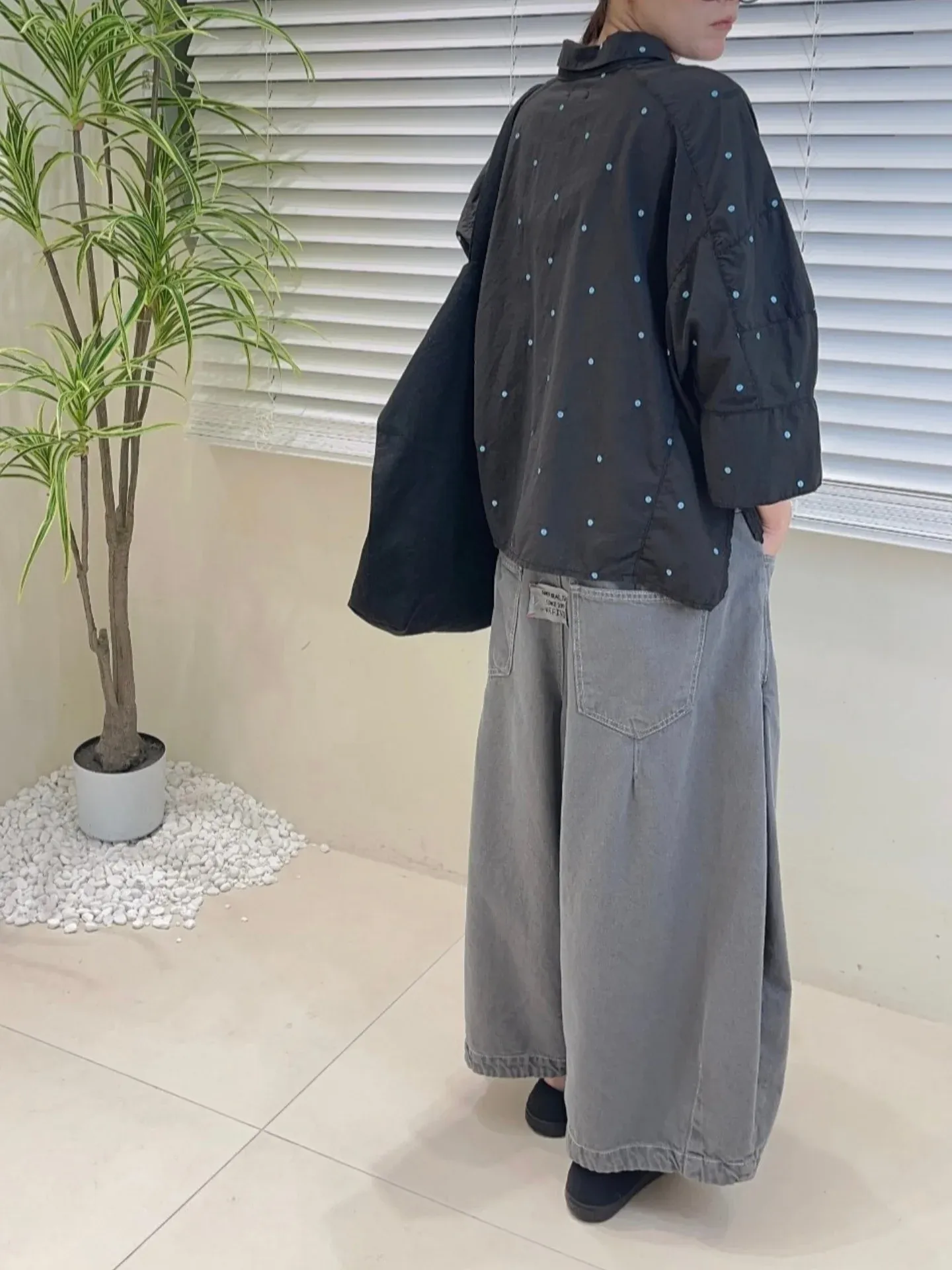 韓 打兩摺牛仔寬褲 2色