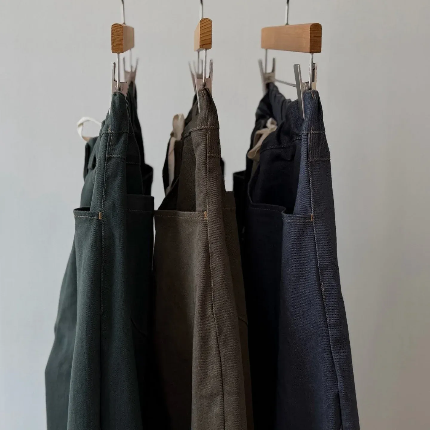 韓 前彎車線素色寬褲 3色