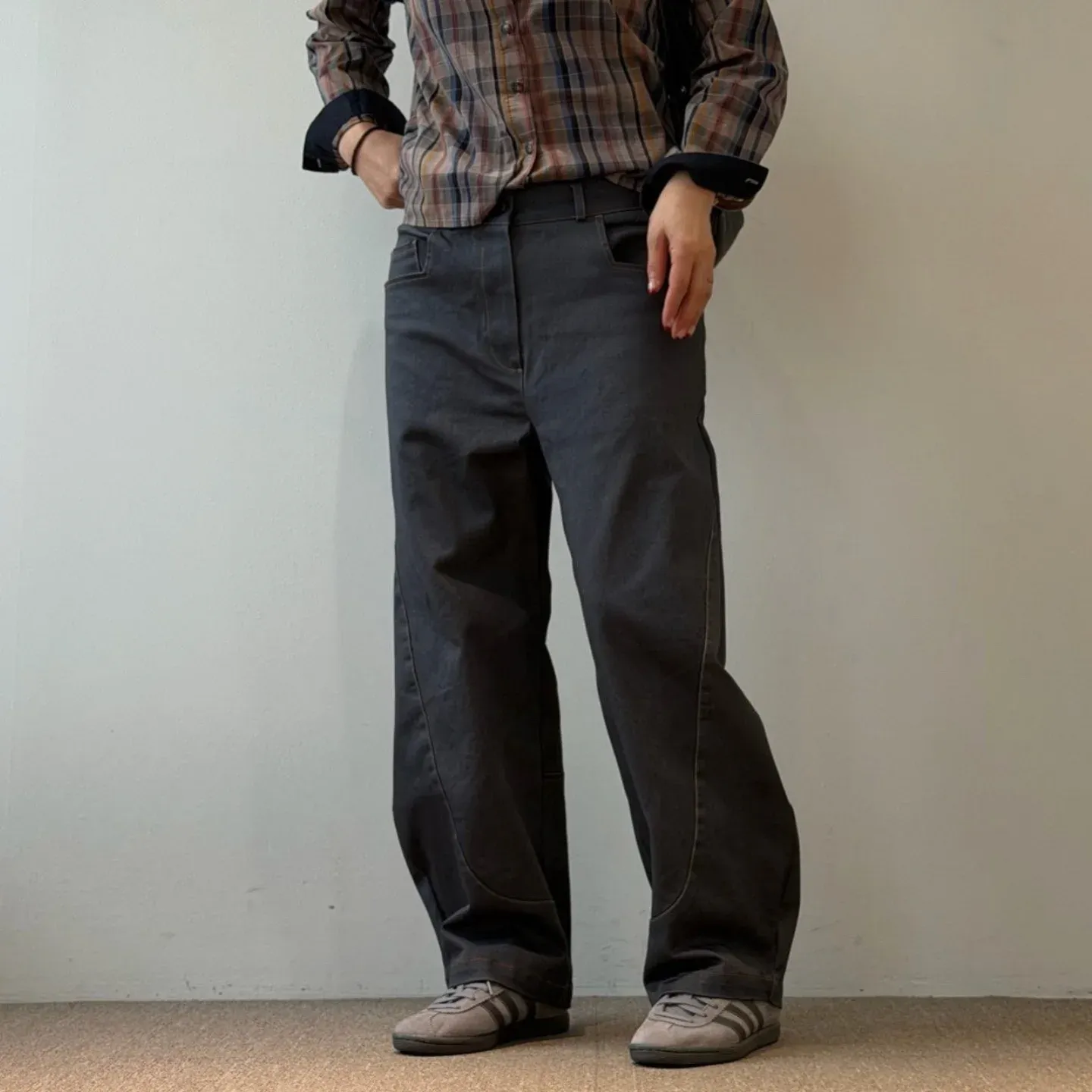 韓 前彎車線素色寬褲 3色