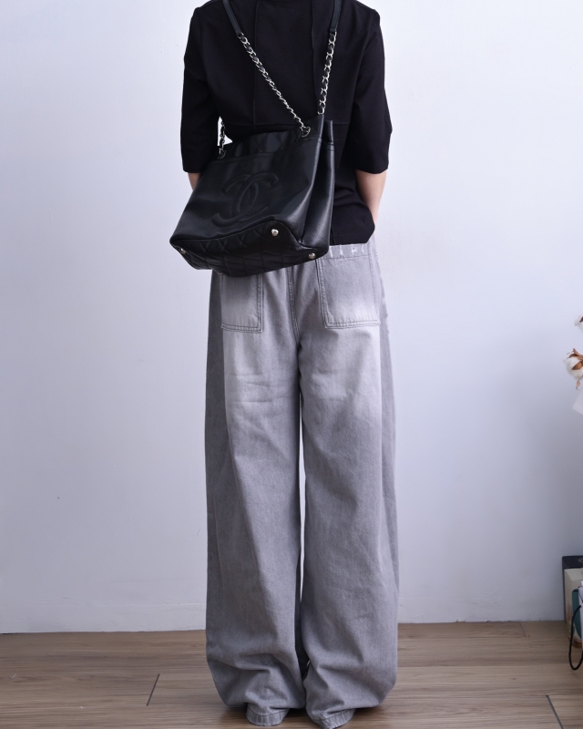 韓 微刷破黑牛仔褲 size