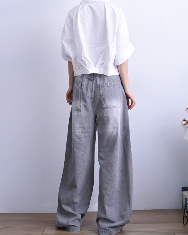 韓 微刷破黑牛仔褲 size