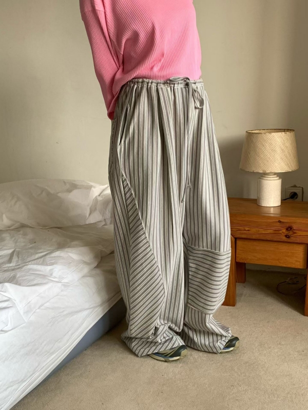 韓 直條文綁帶大寬褲 2色