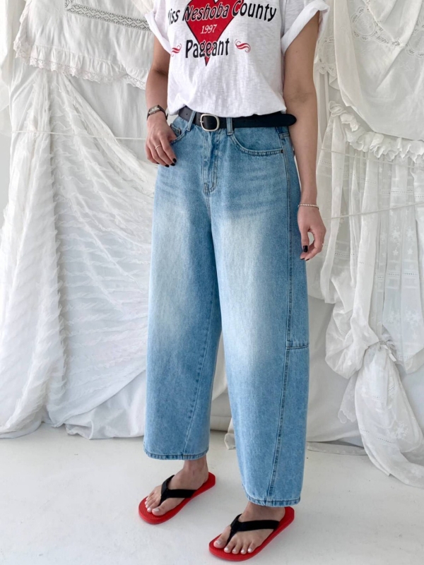 韓 橫車線刷白牛仔寬褲 2色 size