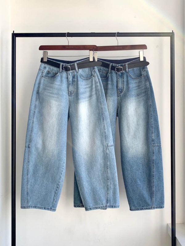 韓 橫車線刷白牛仔寬褲 2色 size