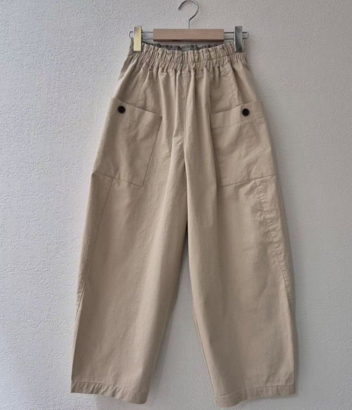 韓 黑釦大口袋小寬褲 2色 size