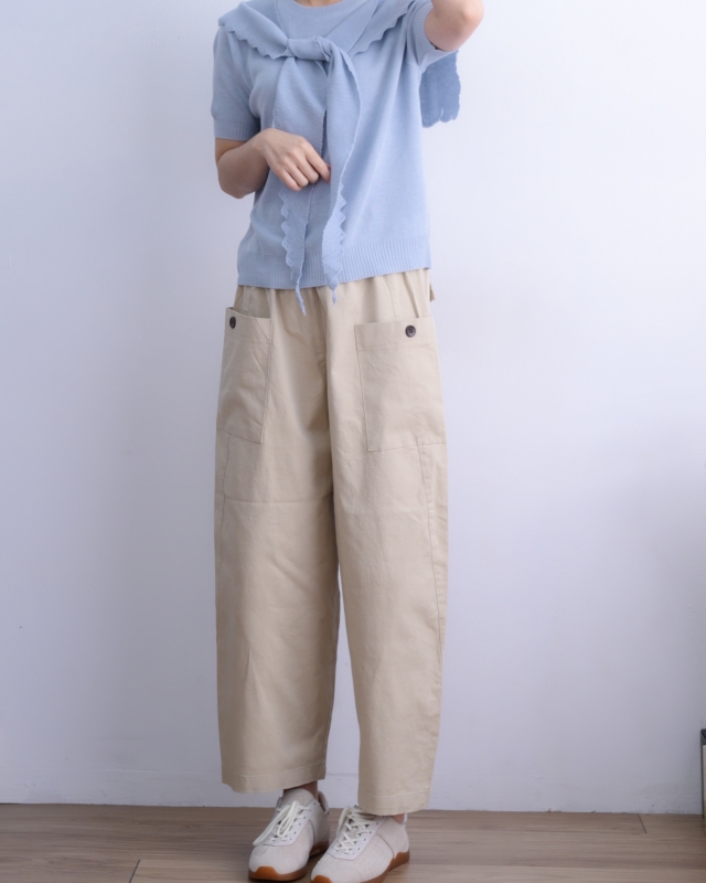 韓 黑釦大口袋小寬褲 2色 size