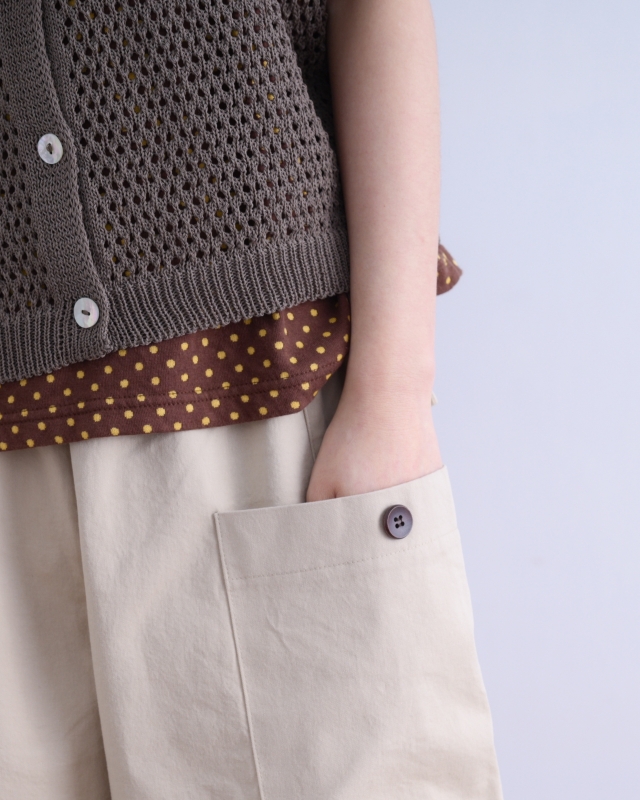 韓 黑釦大口袋小寬褲 2色 size