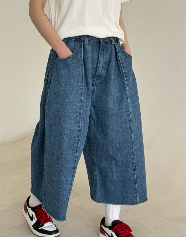 韓 腰三釦八分牛仔大寬褲 size