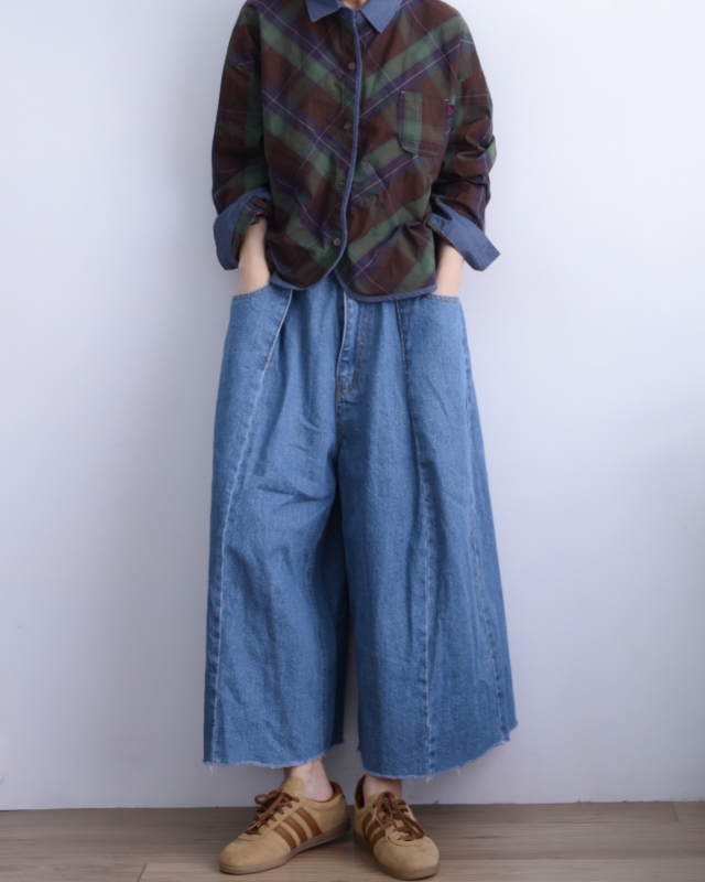 韓 腰三釦八分牛仔大寬褲 size