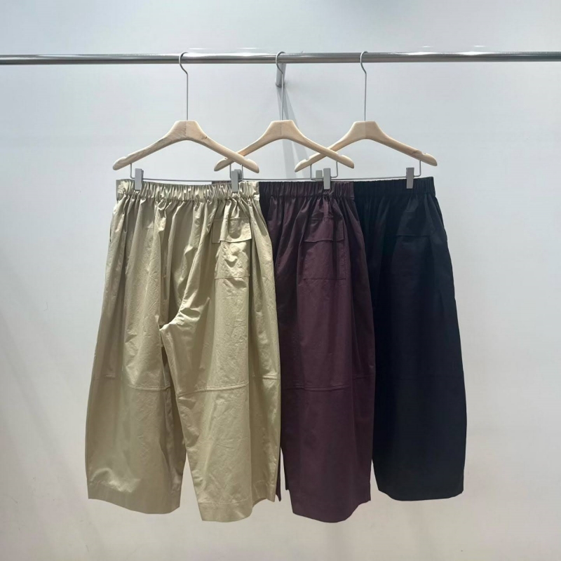 韓 前壓摺8分寬褲 3色 size