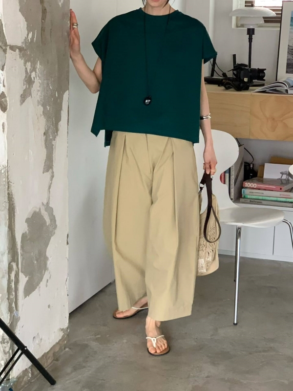 韓 前壓摺8分寬褲 3色 size