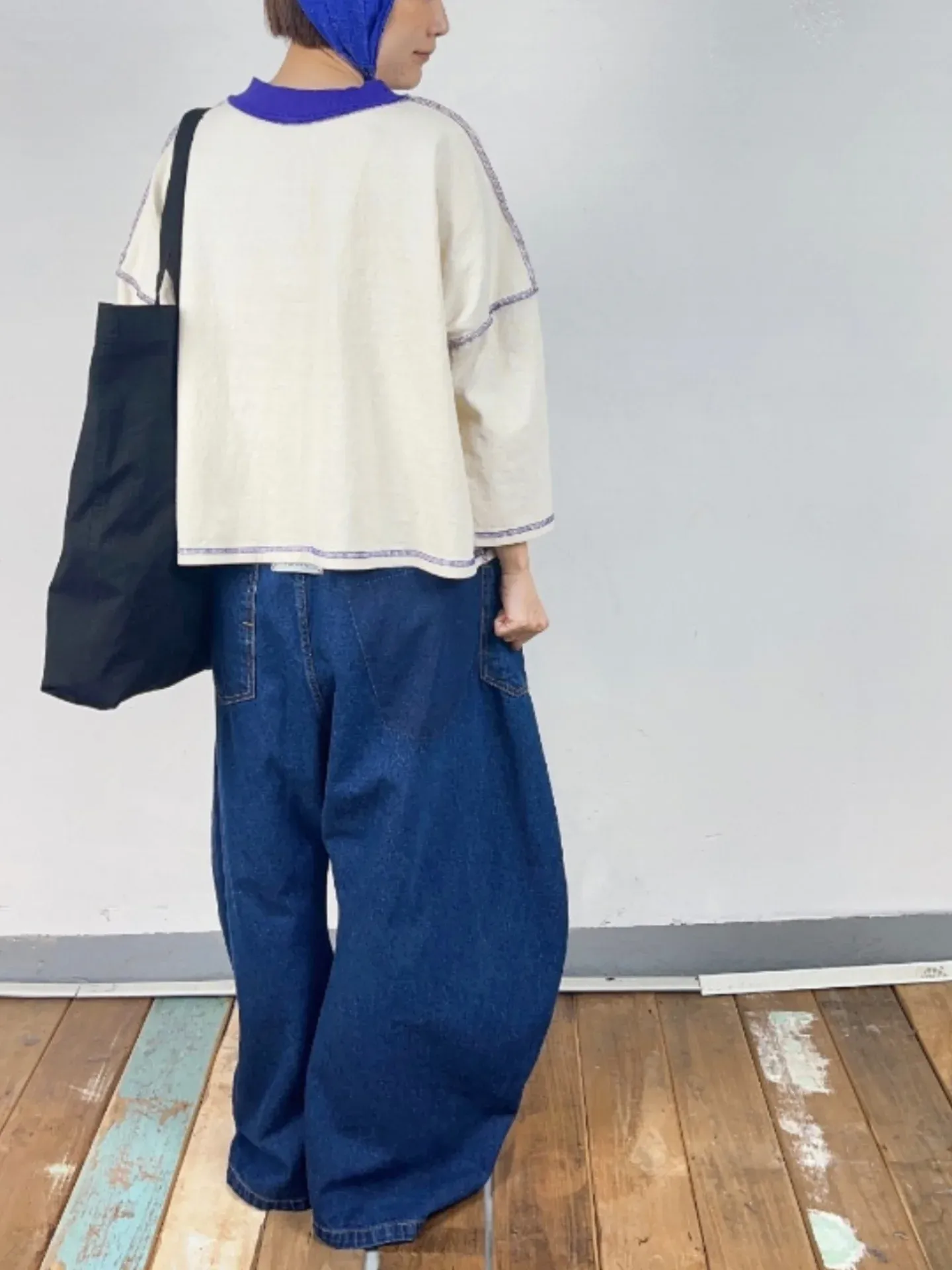 韓 彎彎牛仔寬褲 2色