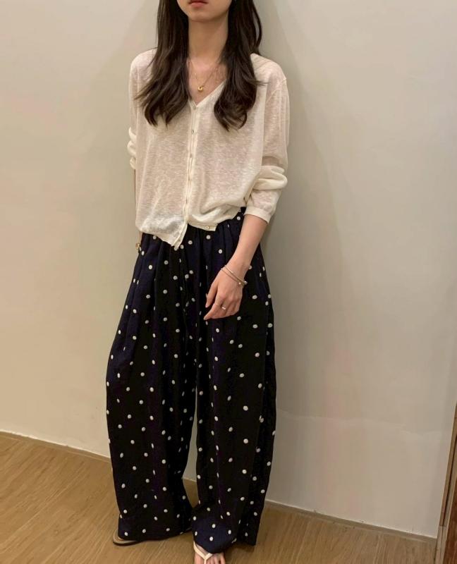 韓 細點點寬褲 2色