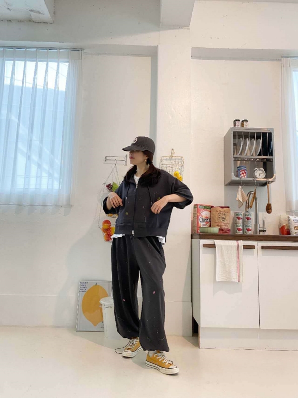 韓 潑漆感休閒褲 2色 size