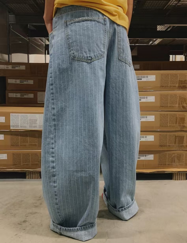 韓 細條微彎牛仔褲 2色