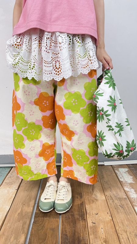 韓 可愛大花寬褲 3色