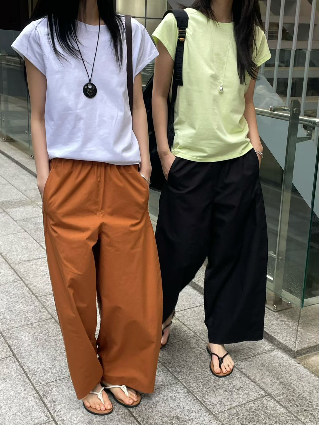 韓 腰鬆緊素色大寬褲 4色 size