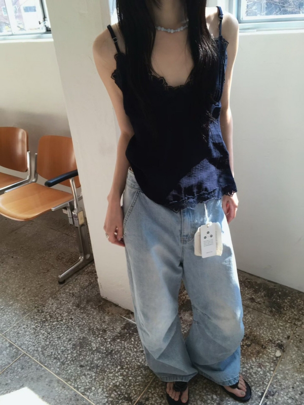 韓 膝蓋車線抓褶牛仔褲 size