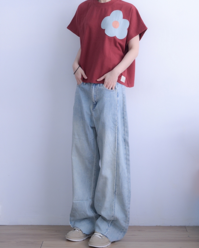 韓 小蕾絲牛仔寬褲 2色 size