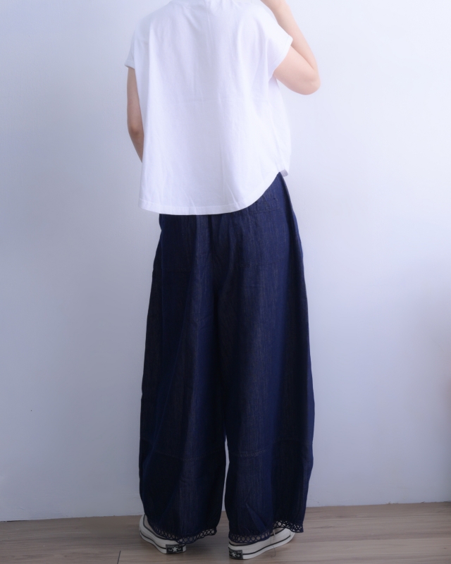 韓 褲管圈圈寬褲 size