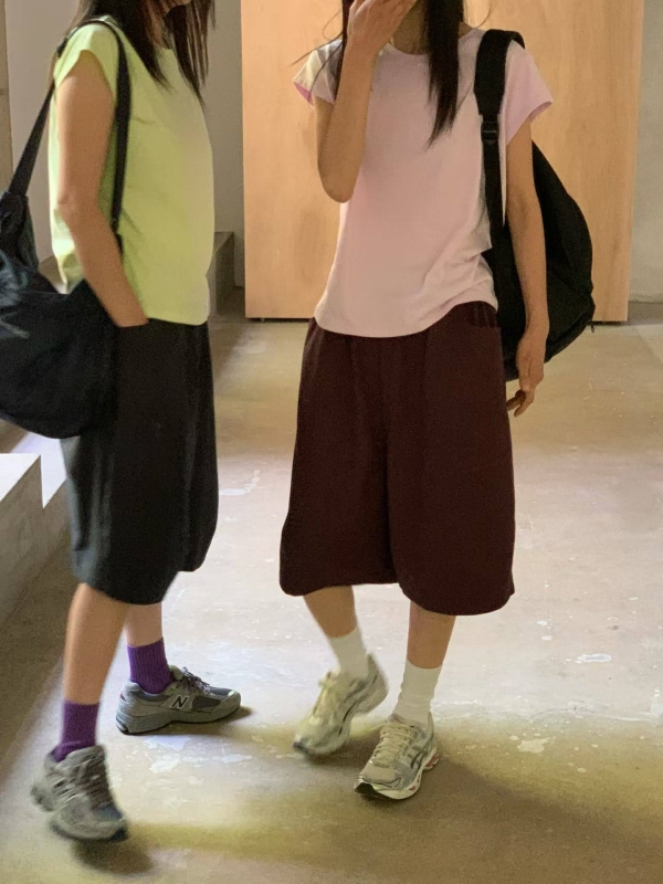 韓 腰鬆緊六分褲 3色
